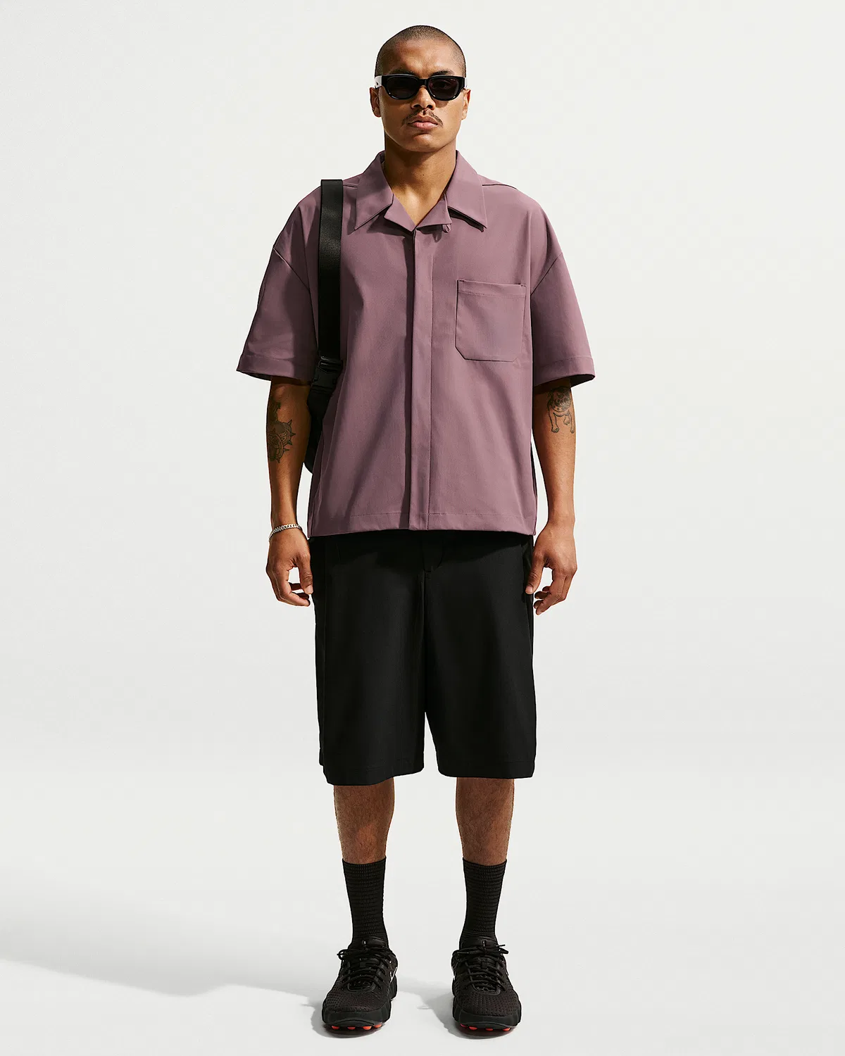 Мужская рубашка Dri-FIT UV на пуговицах Nike 24.7 PerfectStretch, Tattoo/Black/Burgundy Crush — фото 4