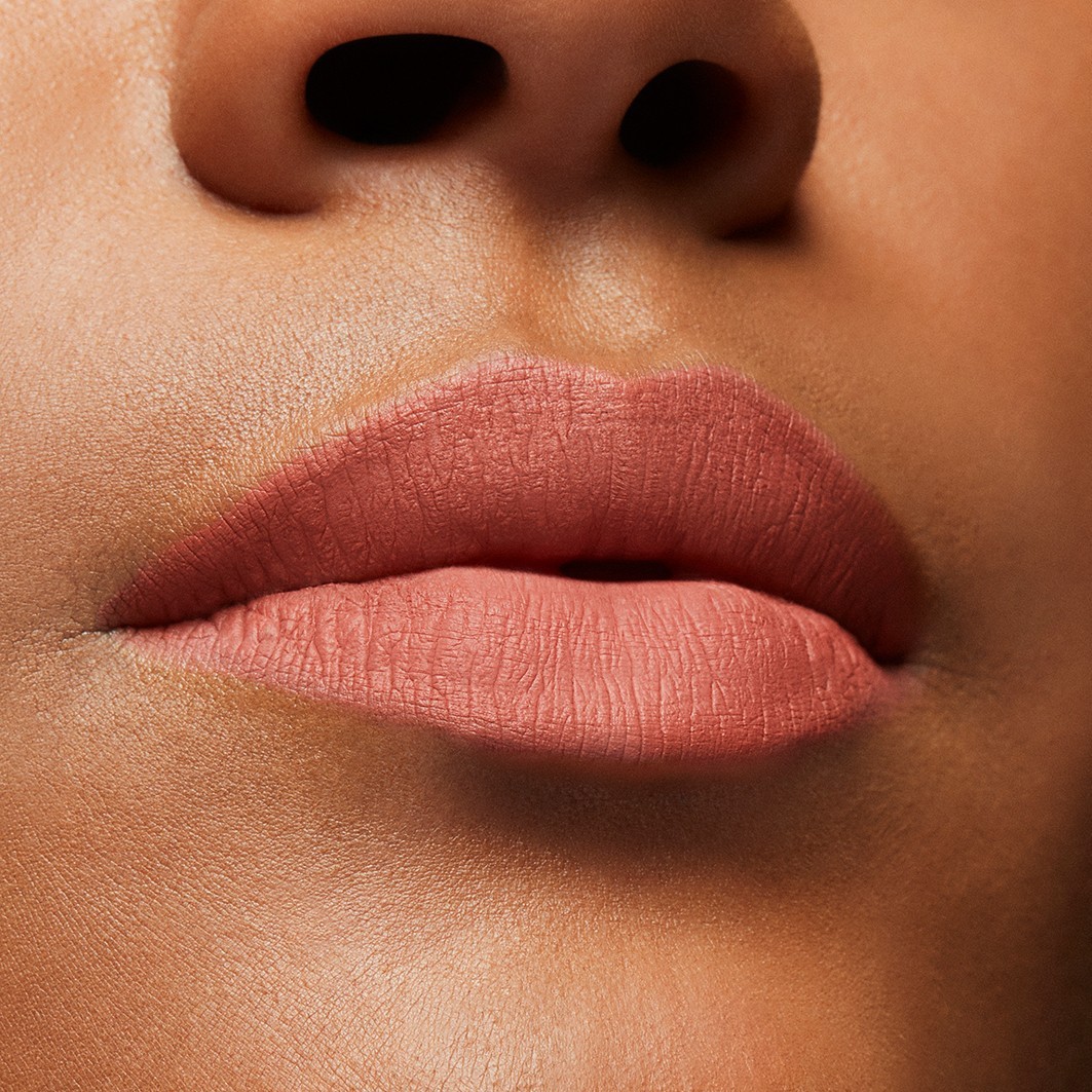 Помада для губ m·a·c locked kiss ink 24hr lipcolour Mac, bodacious, объем 5 мл — фото 4