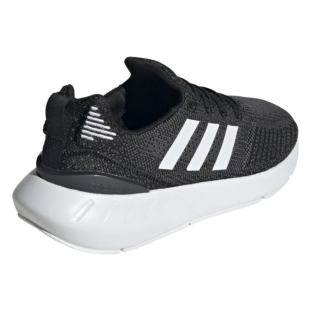 Кроссовки adidas Swift Run 22, черный — фото 3