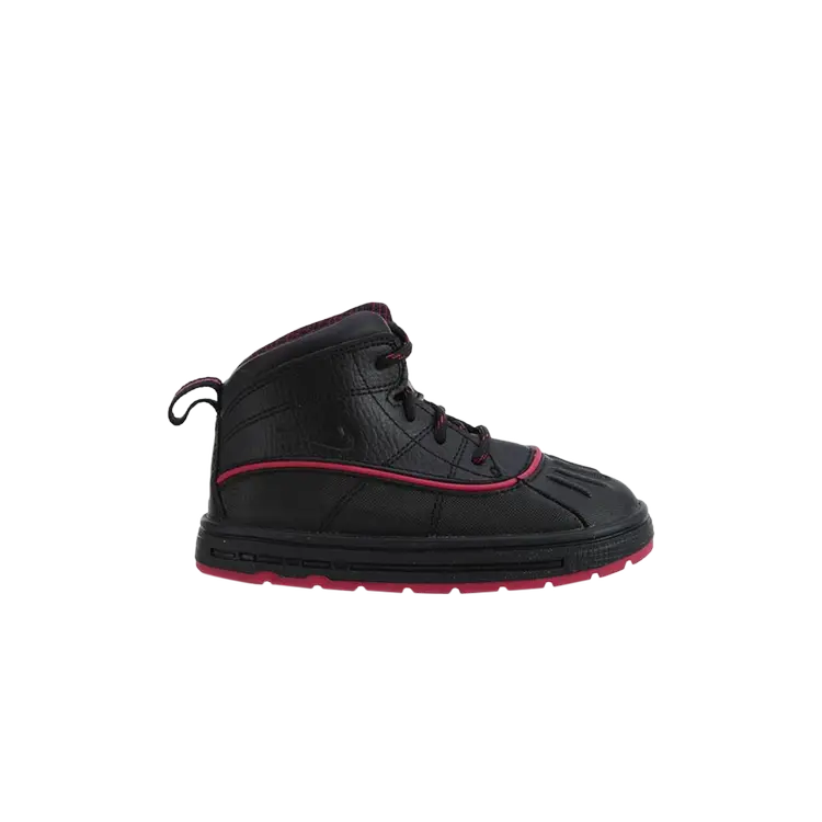 

Кроссовки Nike Woodside 2 High TD 'Black Fireberry', черный