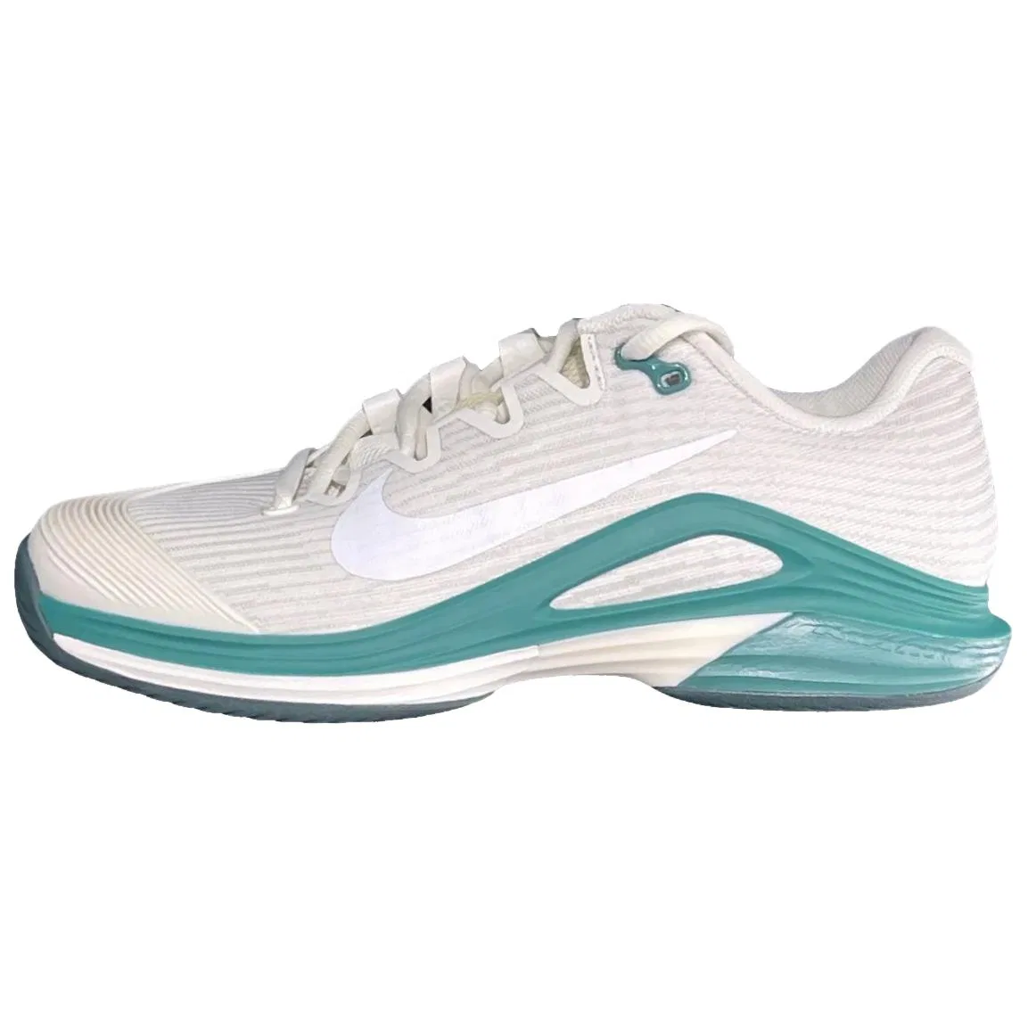 Кроссовки теннисные Vapor 12 Low Top Nike белые