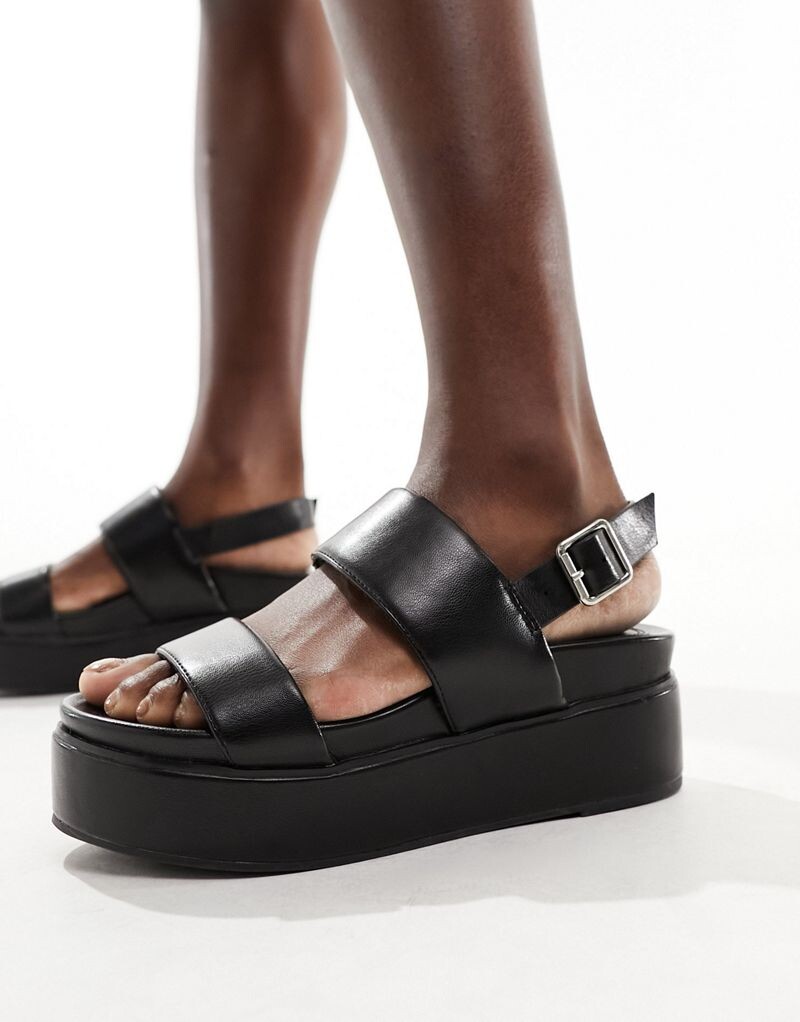 

Черные сандалии на массивной плоской подошве ASOS DESIGN Tucker 2