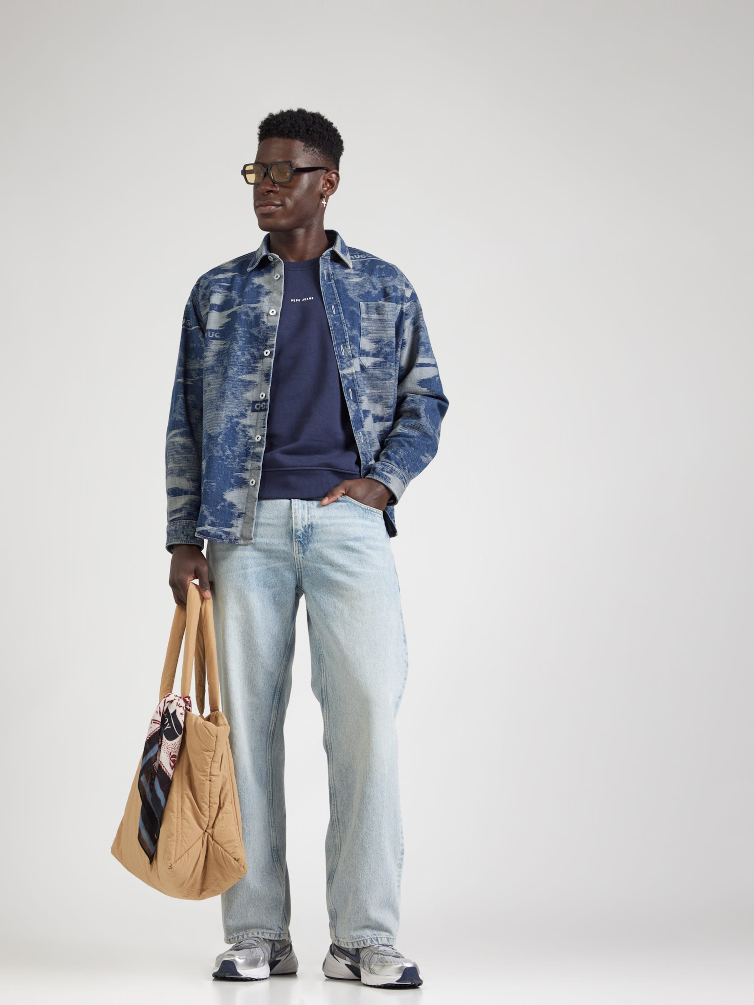 

Pepe Jeans Свитшот в цвете Navy