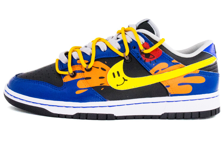 

Кроссовки Nike Dunk, мультиколор