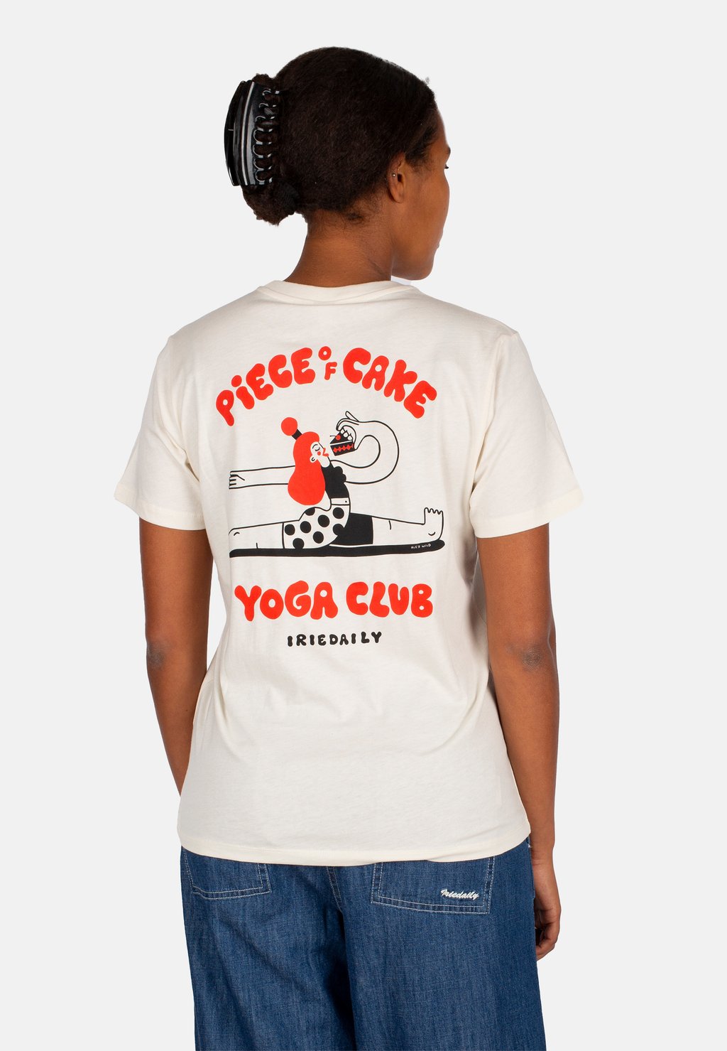 

Футболка с принтом YOGA CLUB Iriedaily, молочный