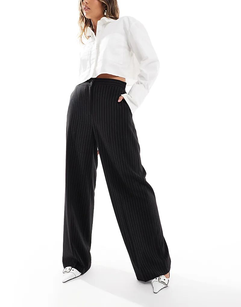 

Широкие брюки-папы в черную полоску ASOS DESIGN