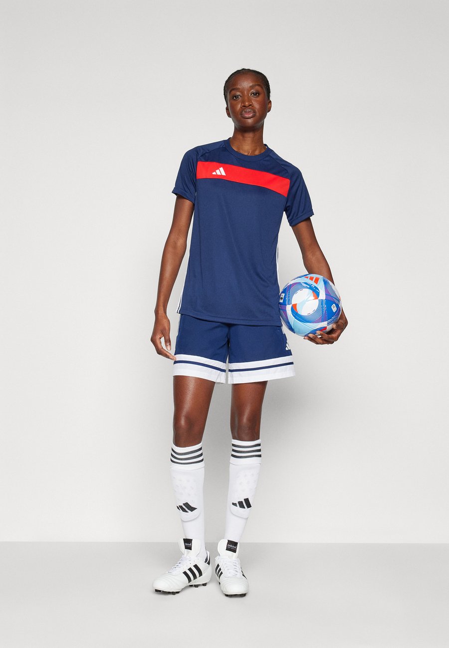 Спортивные шорты Adidas Performance SQUADRA25 DT SHORTS WOMEN, Team Navy Blue/White/Dark Blue — фото 2