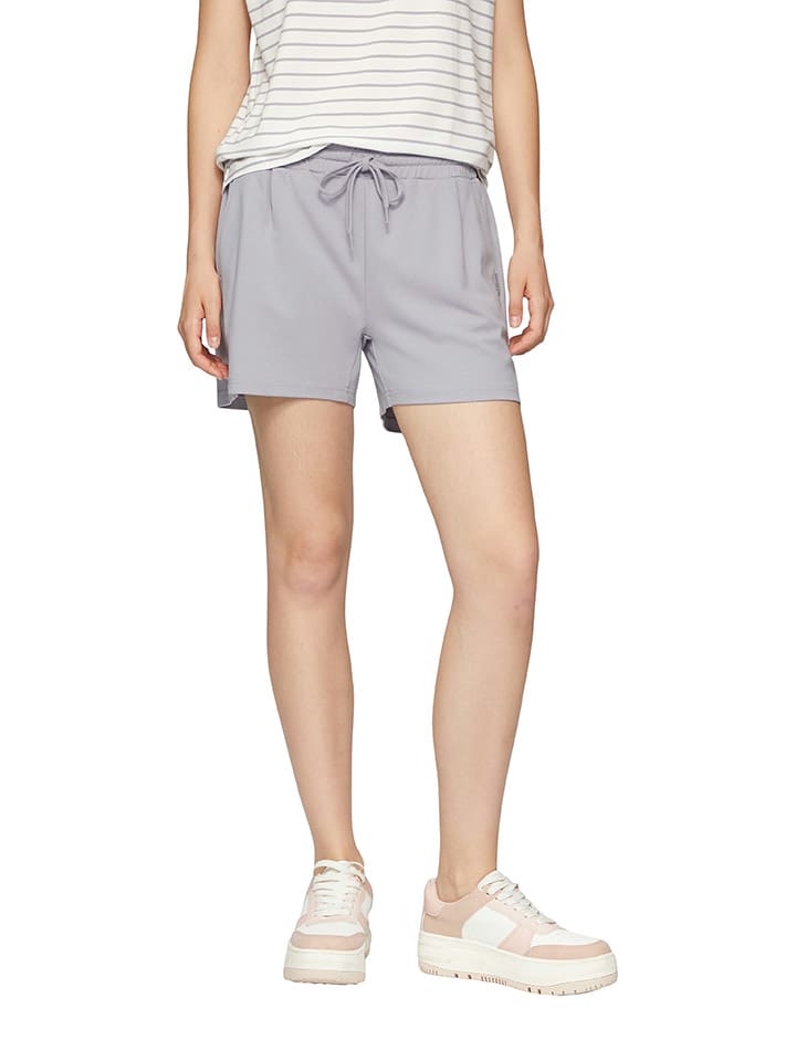 

Тканевые шорты QS by s.Oliver, серый