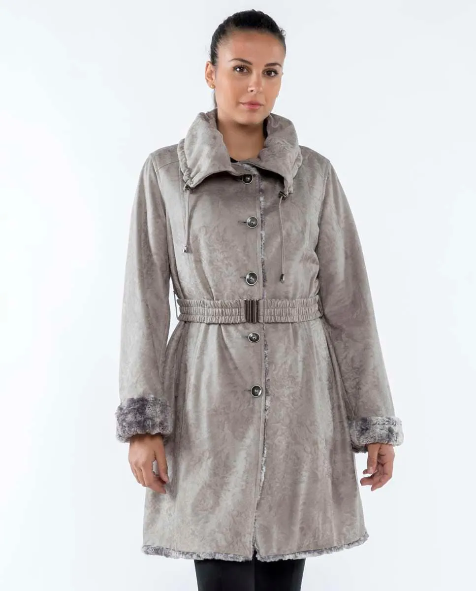 

Женское меховое пальто с запахом и поясом Fsh, светло-серый