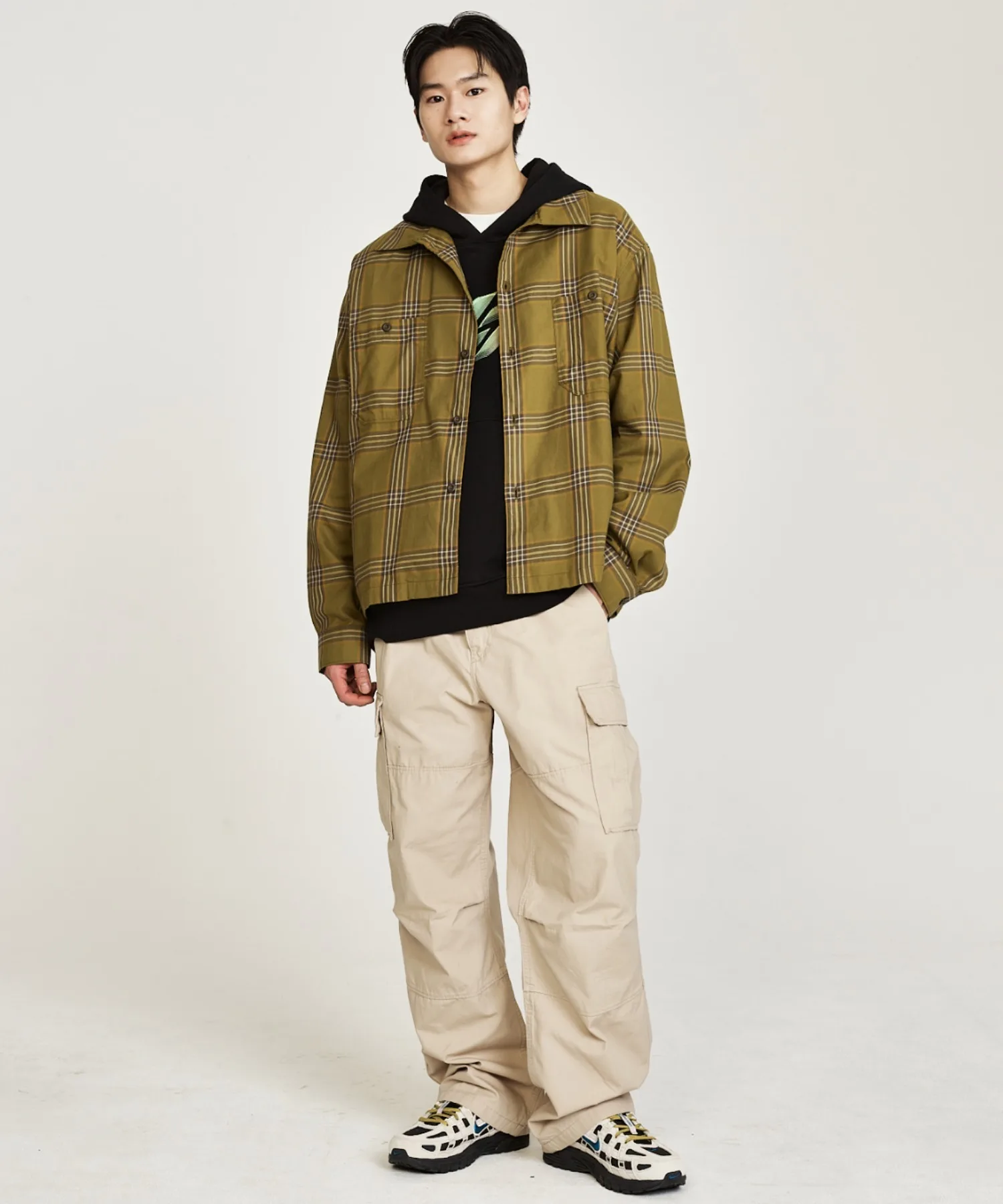 Мужская фланелевая рубашка Nike Life Olive Flak NIKE оливковая — фото 2
