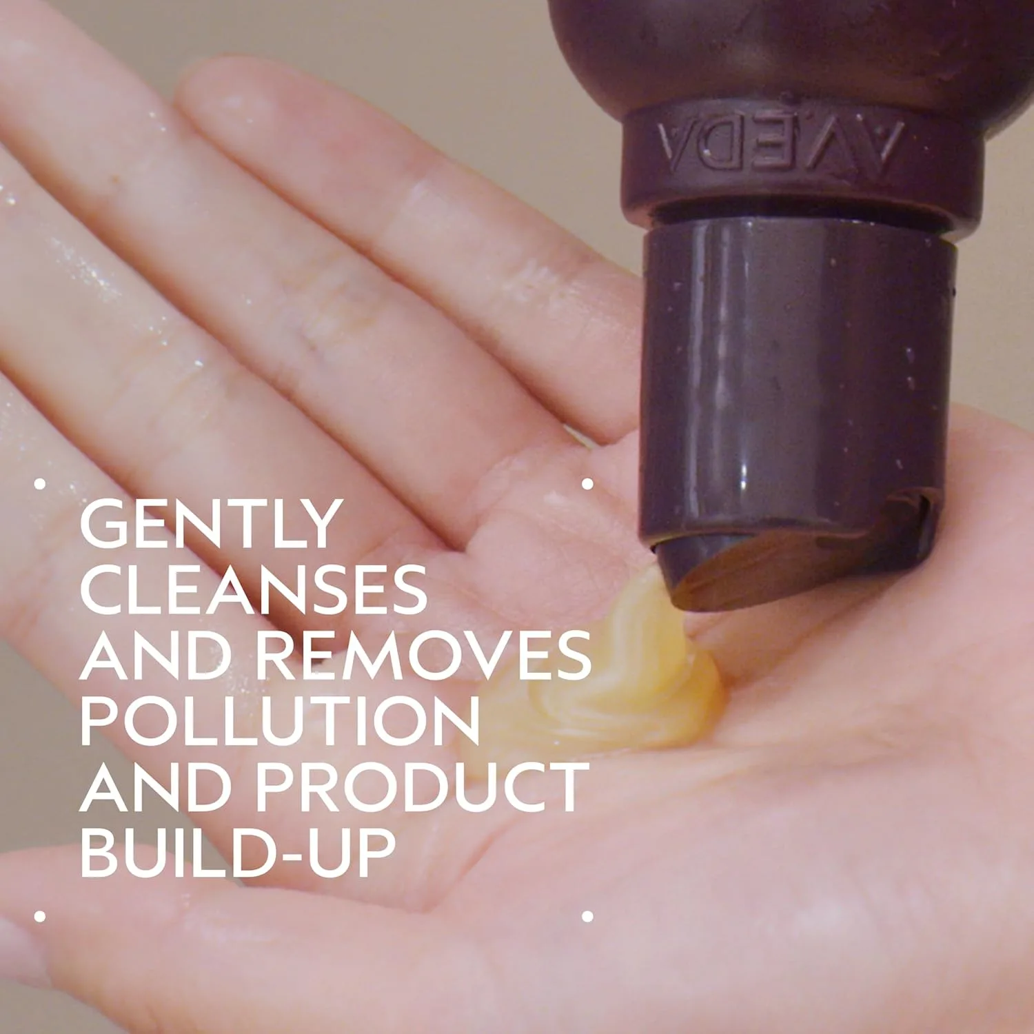 Aveda Invati Ultra Advanced отшелушивающий шампунь и облегченный кондиционер для объема, для тонких и средних редеющих волос, нормальной и жирной кожи головы, 1 л — фото 2
