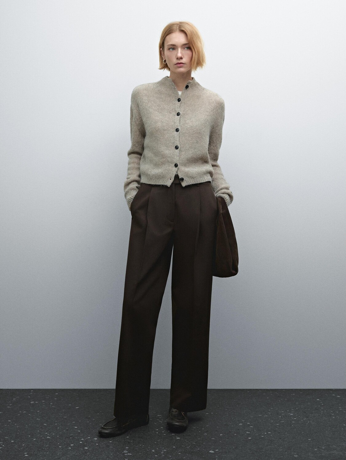 

Широкие брюки со складками из хлопковой смеси Massimo Dutti, серый
