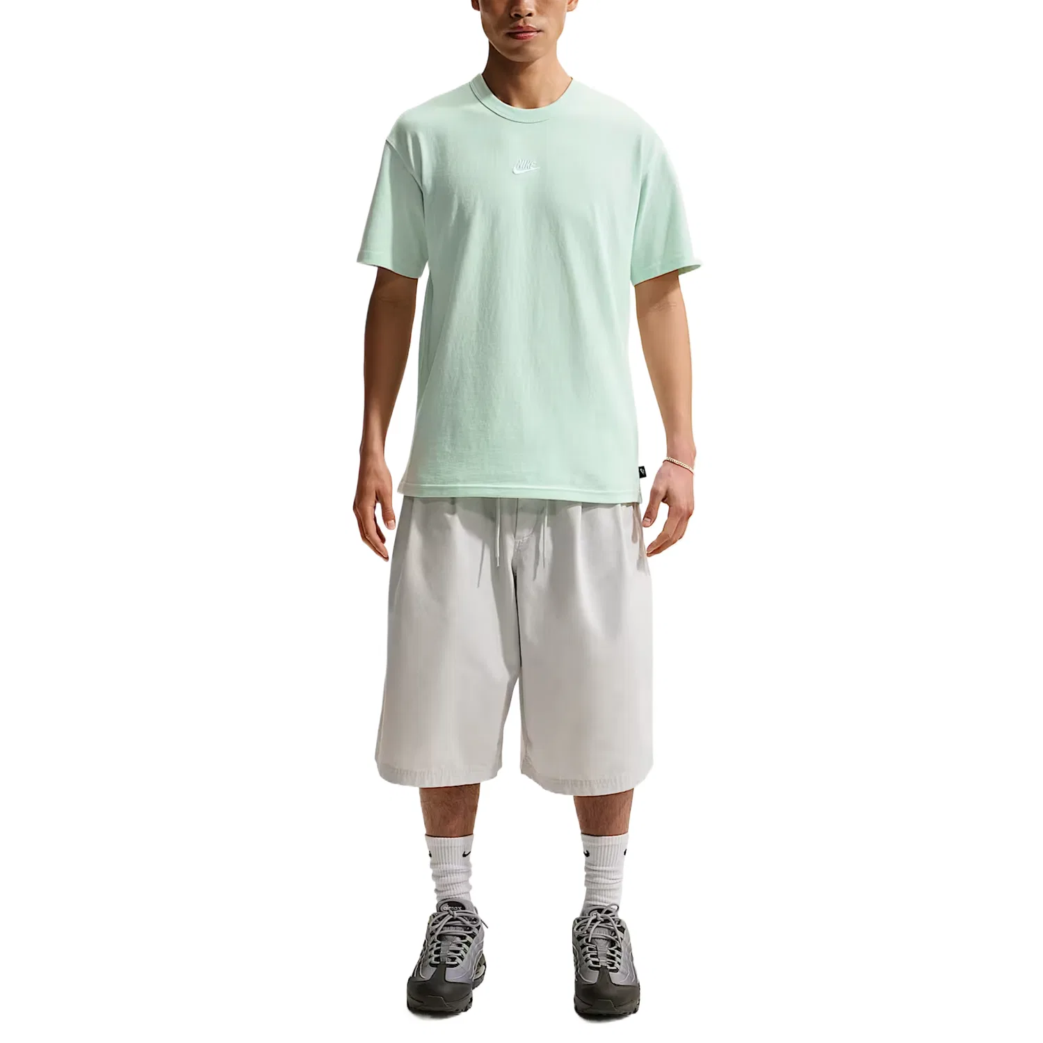 Футболка мужская Nude Green с круглым вырезом Nike