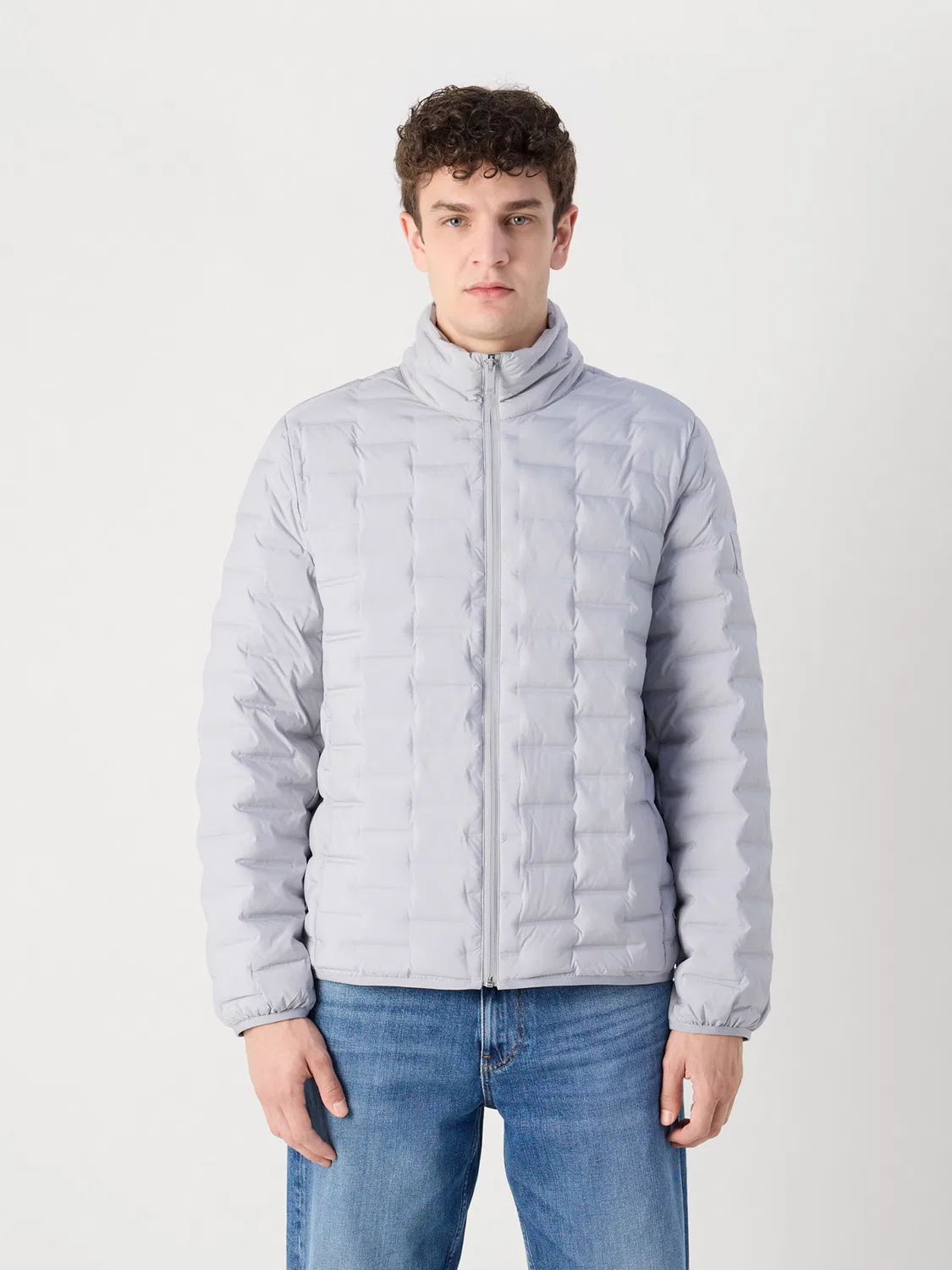 Куртка Calvin Klein межсезонья светло-серого цвета — фото 2