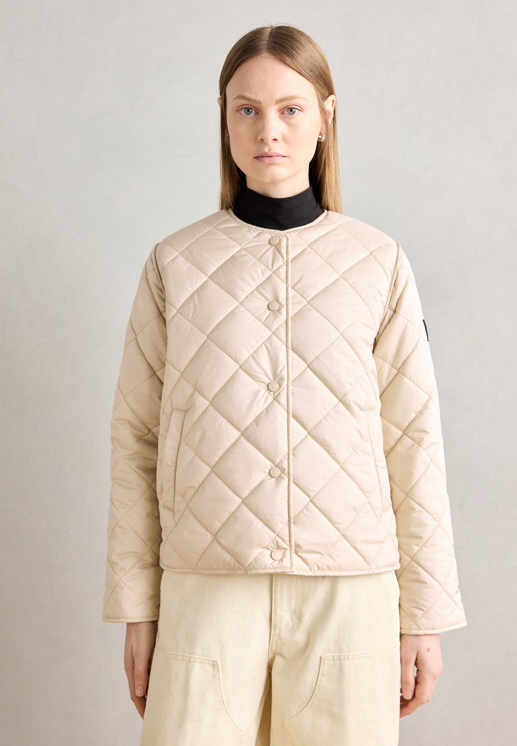 

Демисезонная куртка JACKET WOMAN Ecoalf, слоновая кость