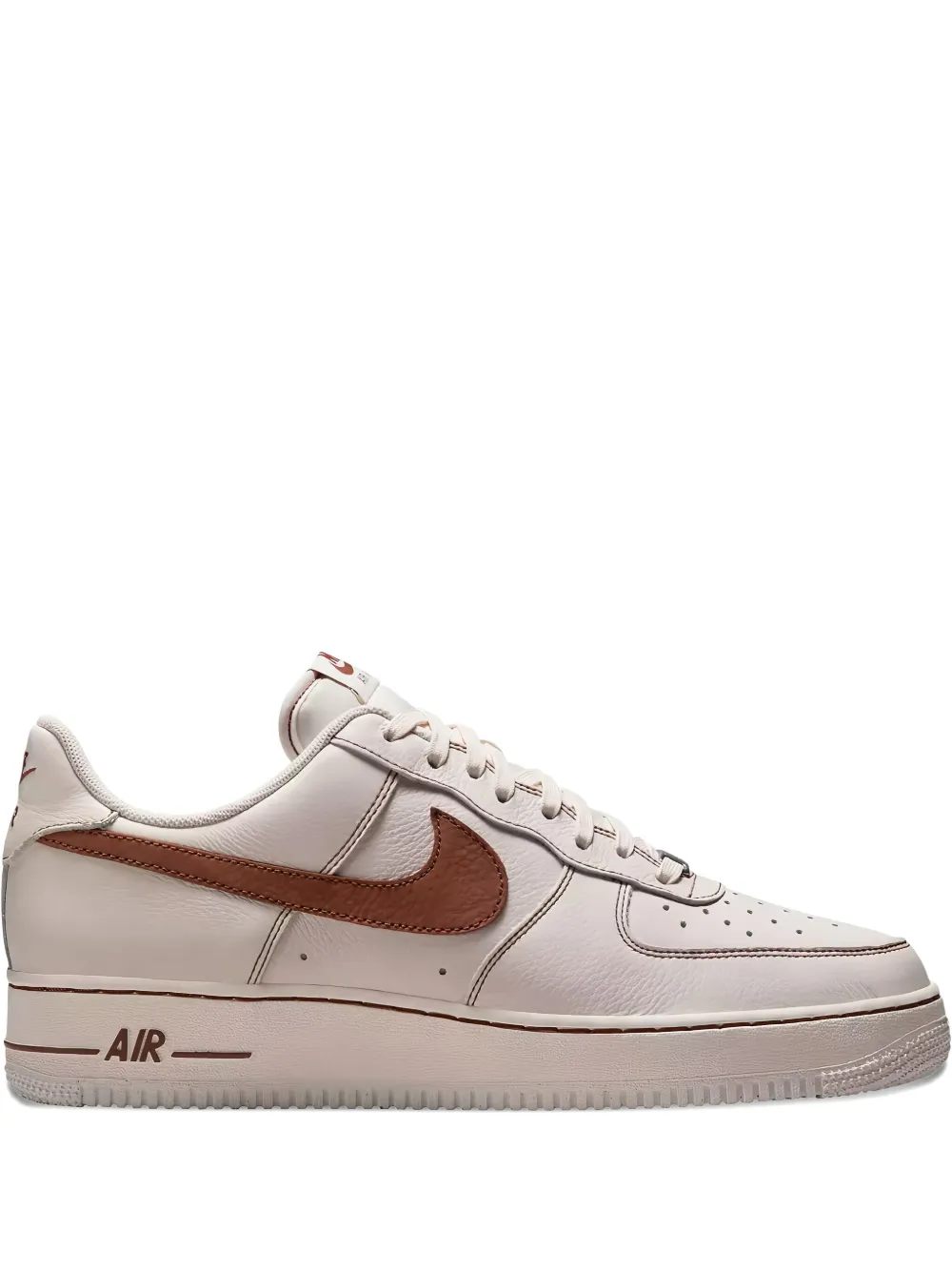 

Кроссовки Air Force 1 '07 LV8 Nike, белый
