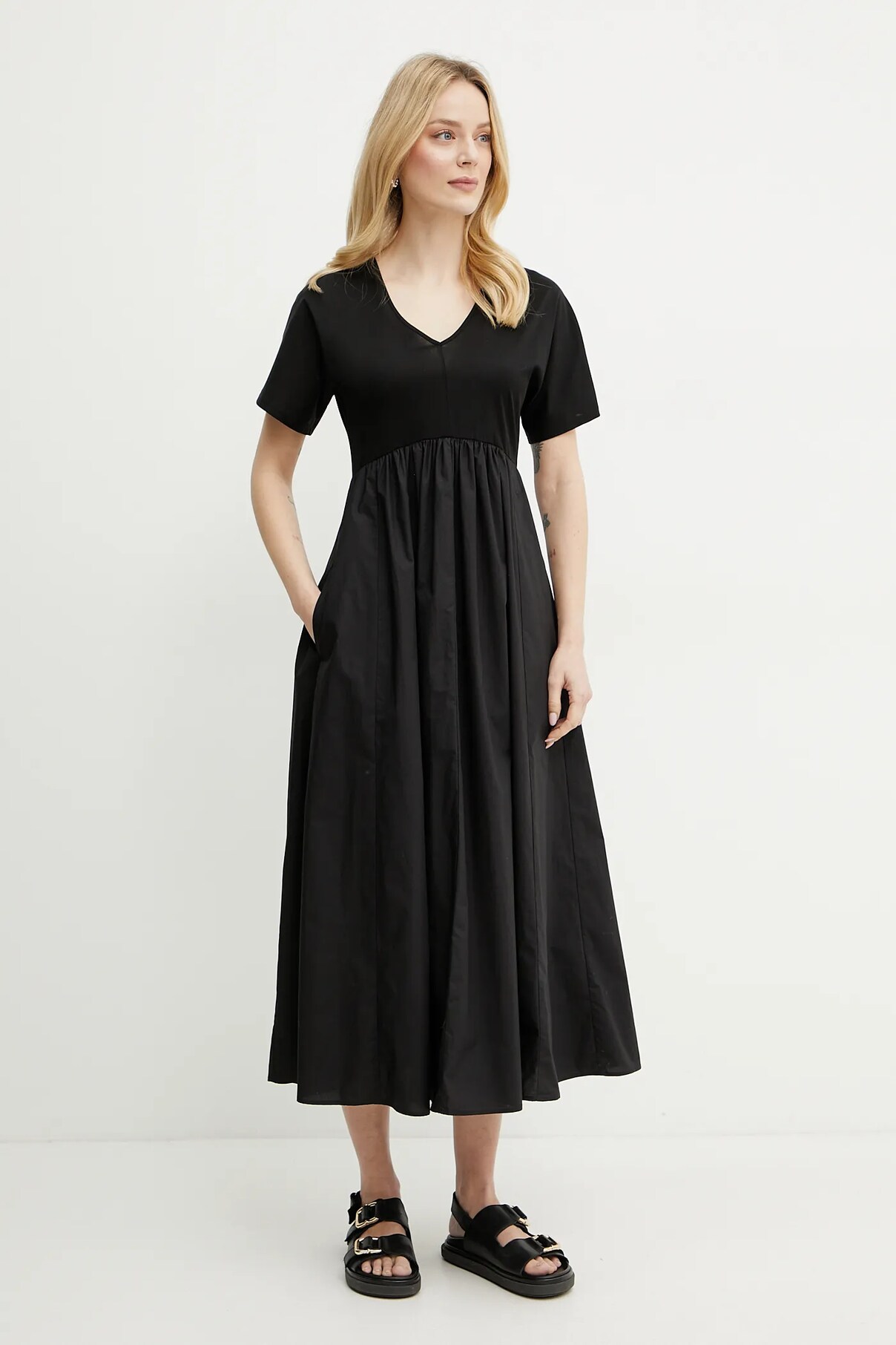 

Платье Weekend Max Mara, черный
