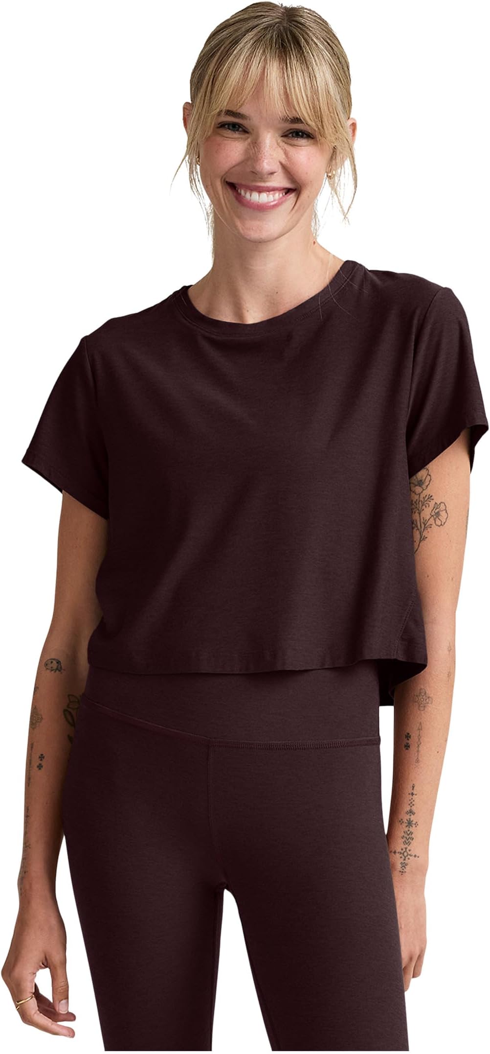 

Женская укороченная футболка из полулегкого материала Supreme Beyond Yoga, Dark Chocolate Heather