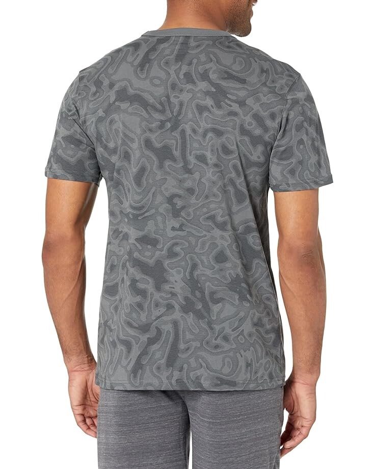 

Футболка Champion Classic All Over Print Tee, цвет Liquid Camo Cool Slate Grey