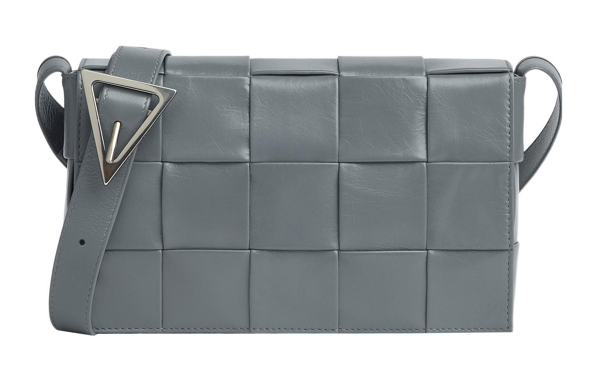 

Сумка CASSETTE из коровьей кожи, наплечная сумка, кросс-боди средний размер мужская Gray Bottega Veneta