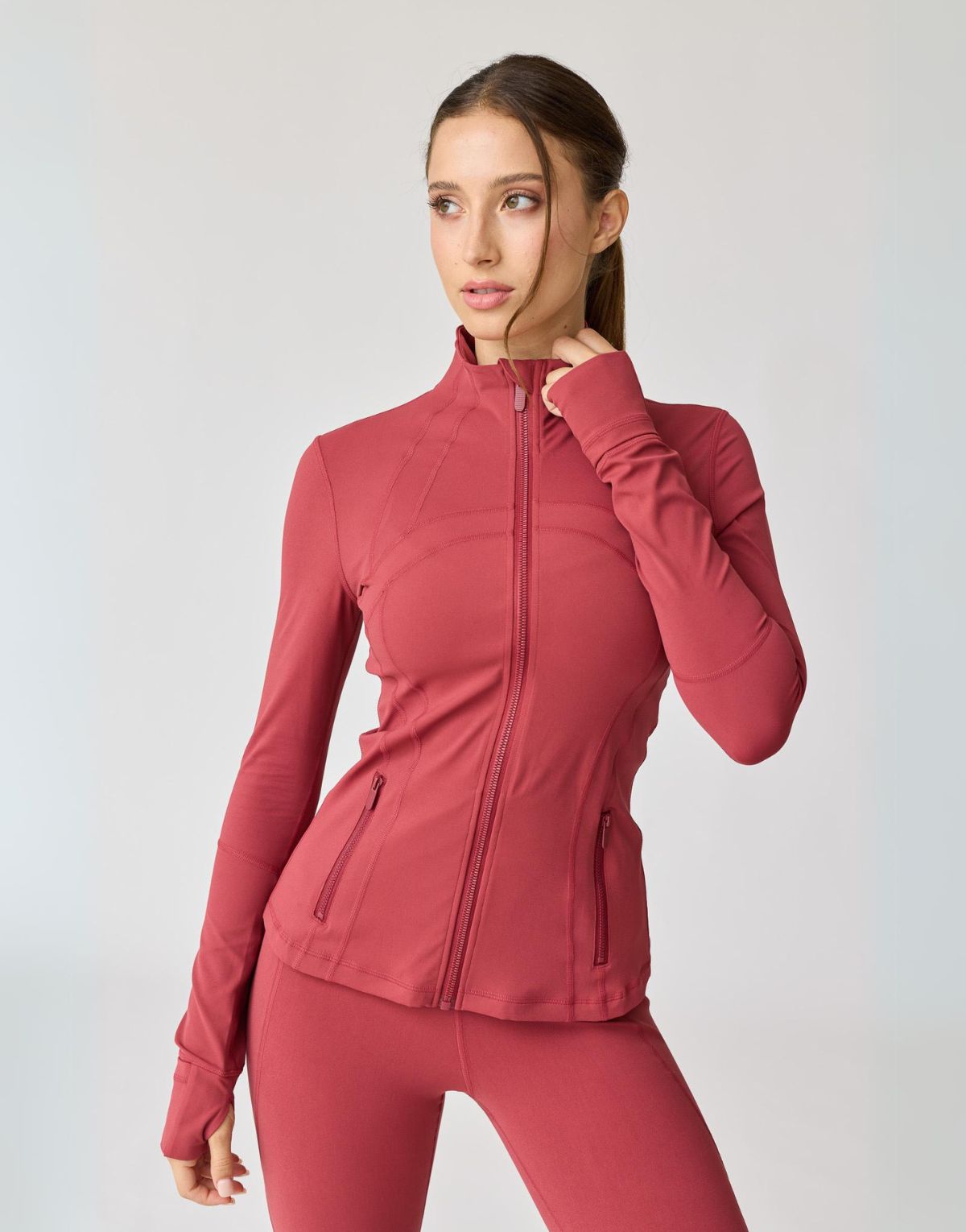 

Куртка на молнии Hera AVA Active, цвет clay red