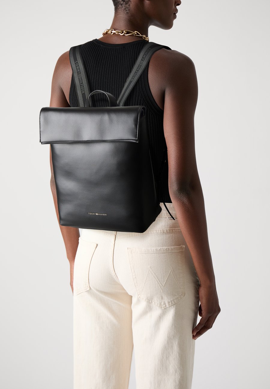 

Рюкзак Tommy Hilfiger LOGOTAPE BACKPACK, Black