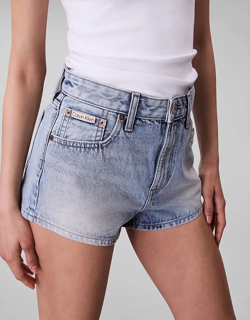 

Джинсовые шорты Calvin Klein Jeans светлого оттенка