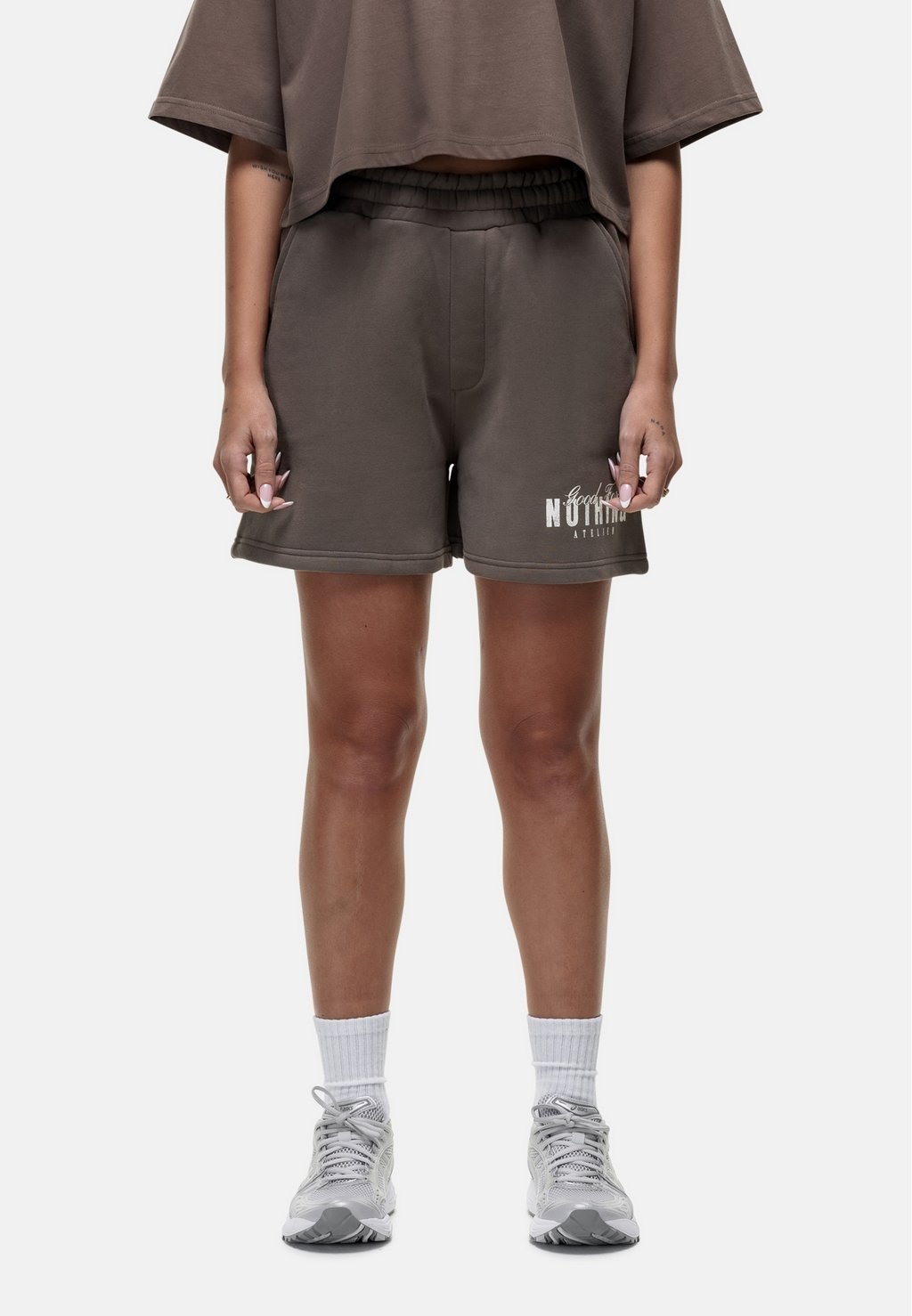 

Шорты Tracksuit bottoms Good For Nothing, серо-коричневый