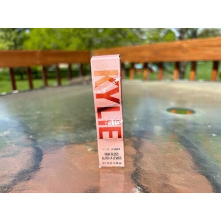 

By Jenner High Gloss #324 Damn Gina 3,3 мл 0,11 унции Kylie