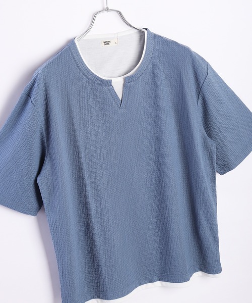 

Жаккардовая футболка с V-образным вырезом, короткими рукавами и оборками, имитирующая многослойность WESTSEA, синий