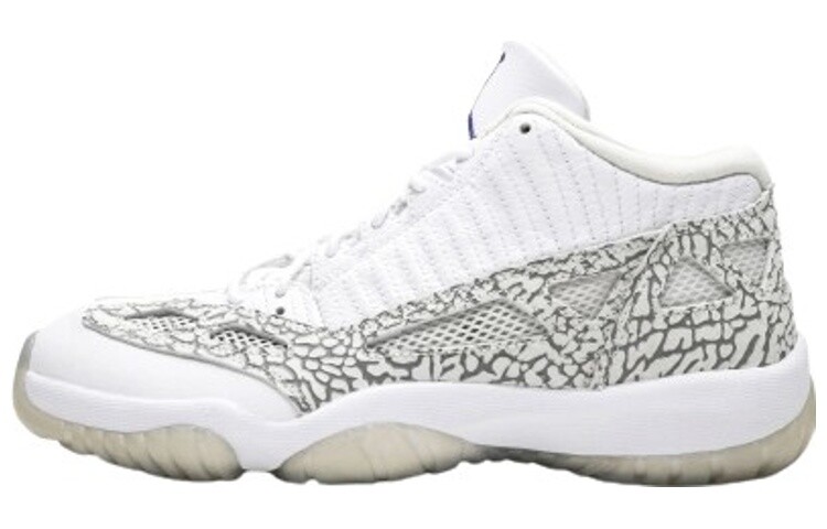 

Кроссовки Jordan Air Jordan 11 Vintage Basketball Male, белый/серебристый