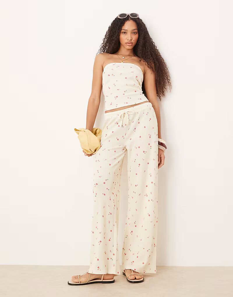

Широкие брюки-вафельницы с лимонным принтом Asos Design