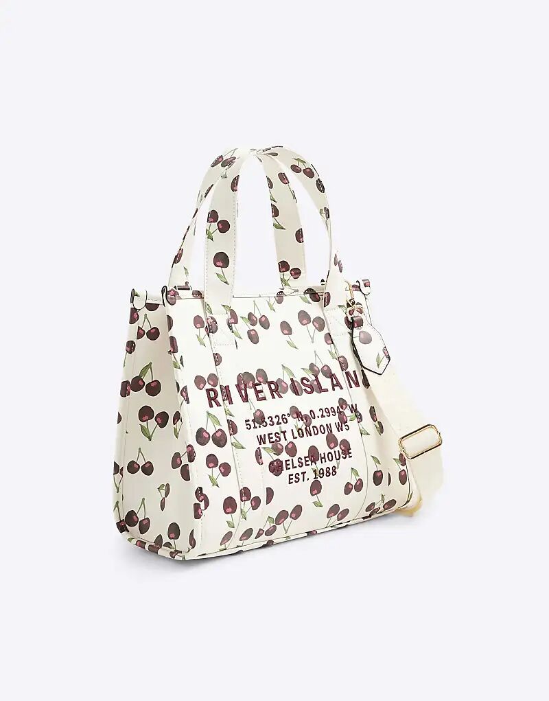 

Сумка-шоппер River Island Cherry с тиснением в кремовом цвете