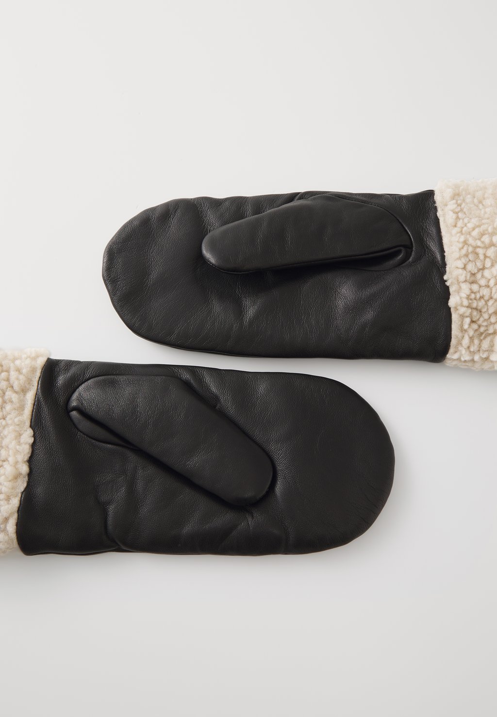 

Рукавицы PCJAY MITTENS Pieces, черный