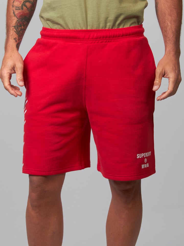 

Тканевые шорты Superdry, красный