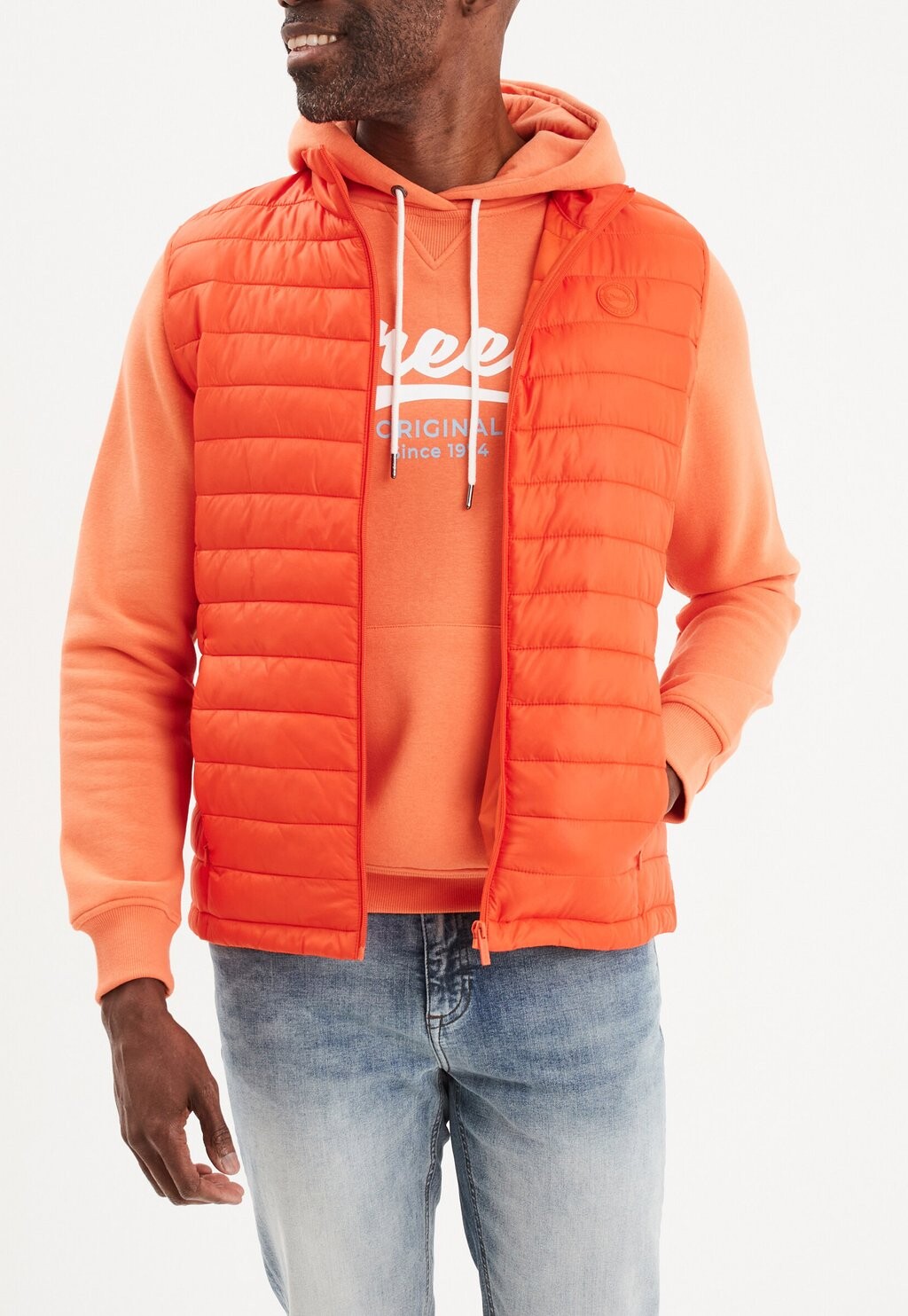 

Жилет SLEEVELESS Creeks, цвет orange