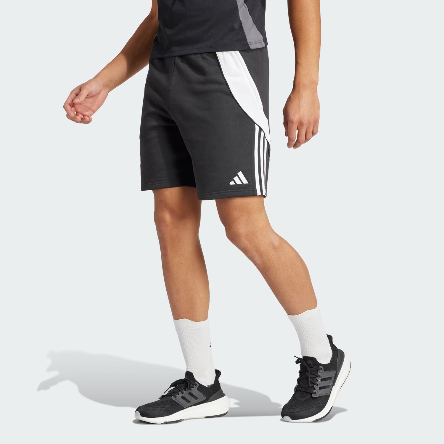 

Спортивные шорты Tiro 24 Adidas, цвет Black/White