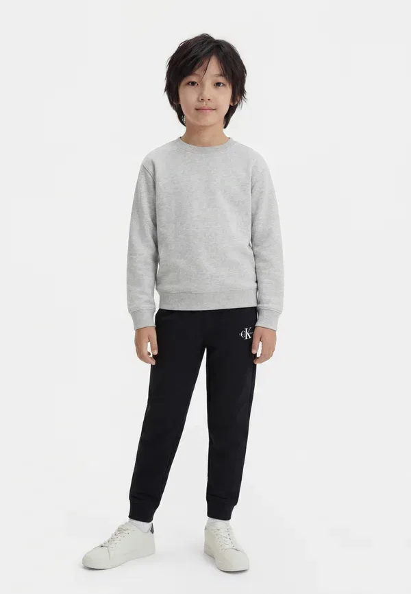 Спортивные штаны с мини-нашивкой Calvin Klein Jeans, черный