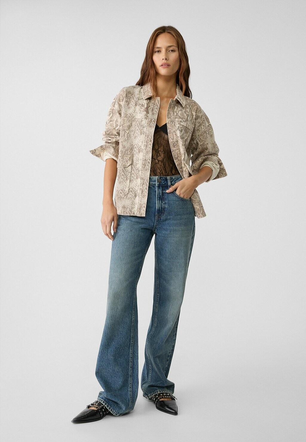 

Джинсовая куртка WITH POCKET DETAIL Stradivarius, цвет Mottled Brown
