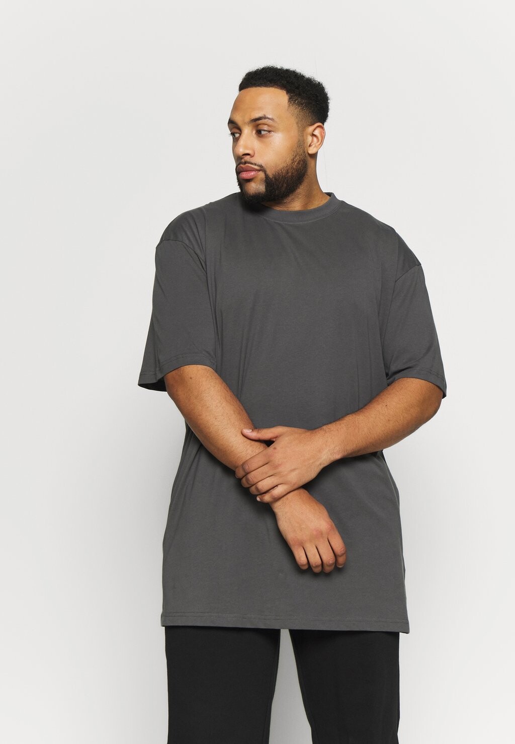 

Базовая футболка Tall Tee Urban Classics, цвет darkshadow