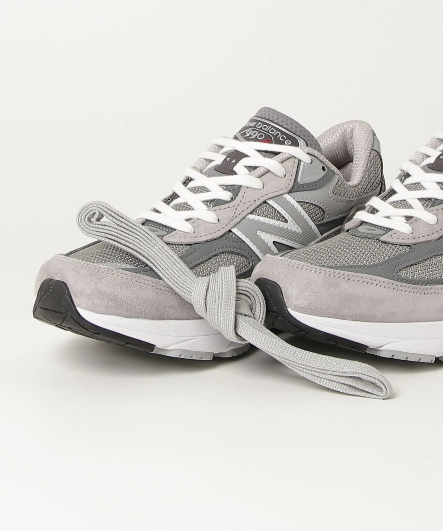 Мужские кроссовки для бега с технологией FuelCell M990 GL6 New Balance серые — фото 4