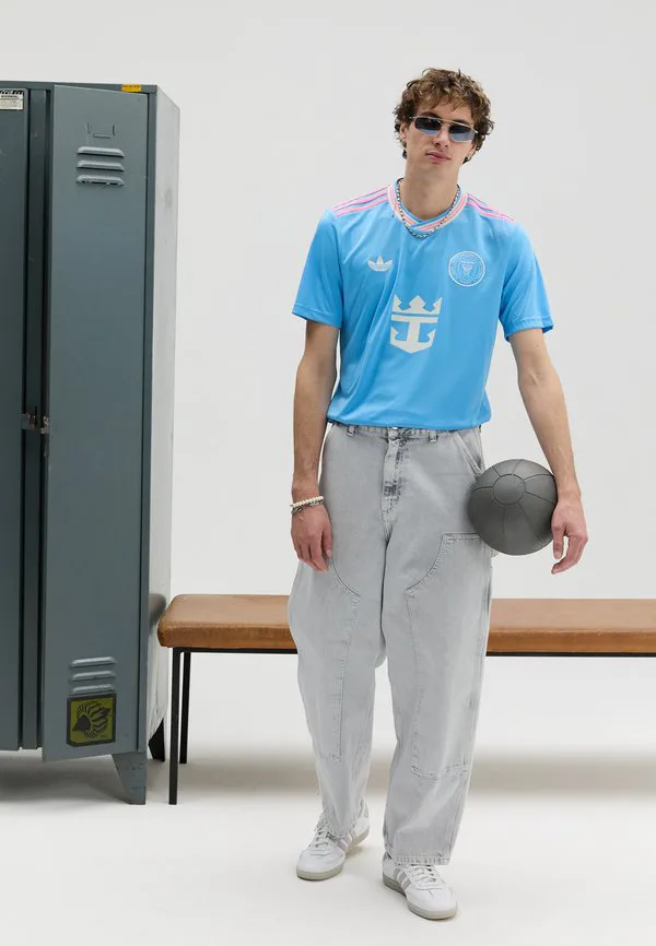 Третья футболка «интер майами cf» 2025 года, клубная форма месси. Adidas Originals, Semi Blue Burst — фото 2