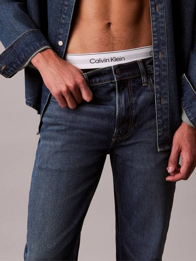 Слим фит зауженные джинсы с средней посадкой Calvin Klein, Sahara Sand — фото 4