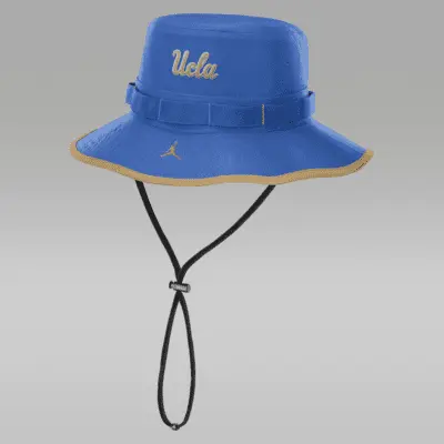

Панама Nike UCLA Bruins On-Field Apex Boonie, цвет Signal Blue