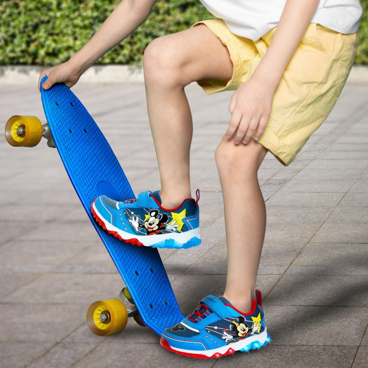 Кроссовки для детей и подростков Josmo Unisex - Мальчишковые туфли с Майкки Маус, без шнурков, с подсветкой (для малышей/маленьких детей), темно-синий — фото 3