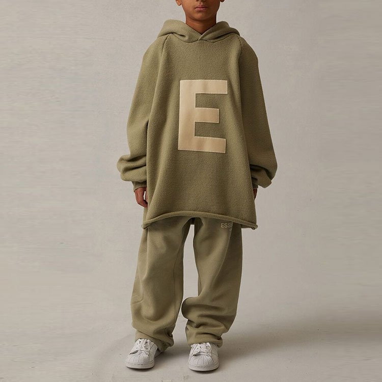 Детский свитшот Fear Of God Essentials, серо-зеленый — фото 3