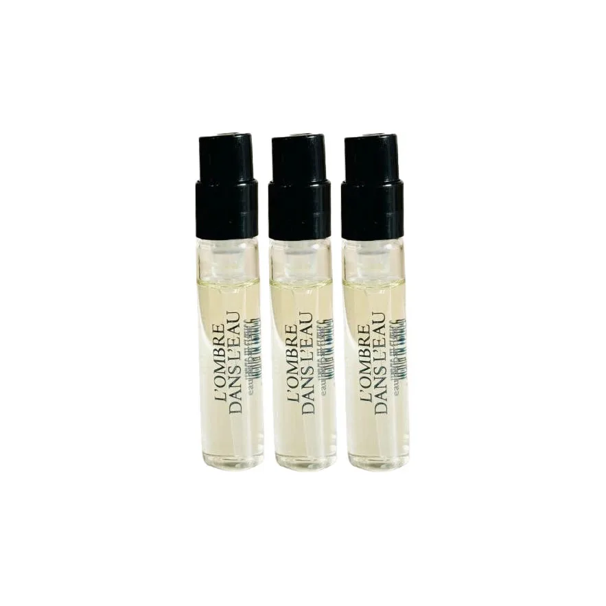 Diptyque Набор пробников духов Water In The Shadow Eau De Parfum EDP с ароматом розы и черной смородины 2мл, 2ml*2 — фото 3