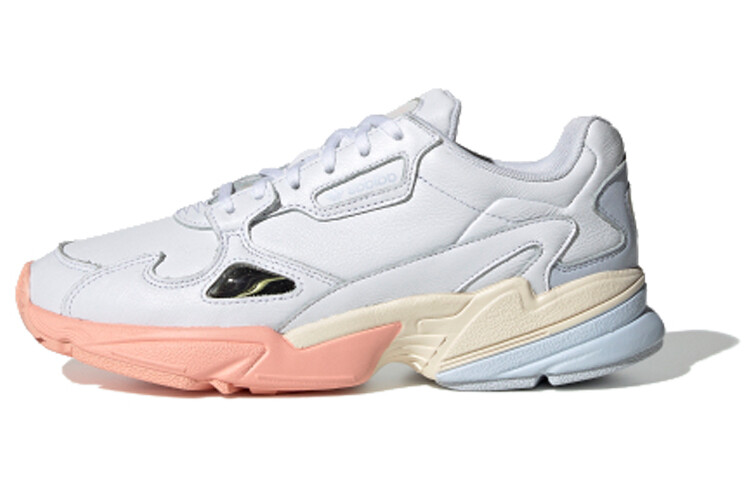 Кроссовки Adidas Originals Falcon Lifestyle, белый/розовый