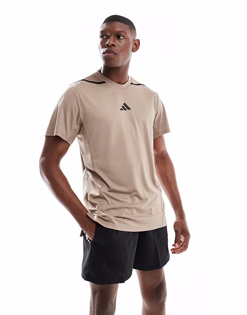 

Футболка Adidas performance Designed for training pro-series мелово-коричневого цвета