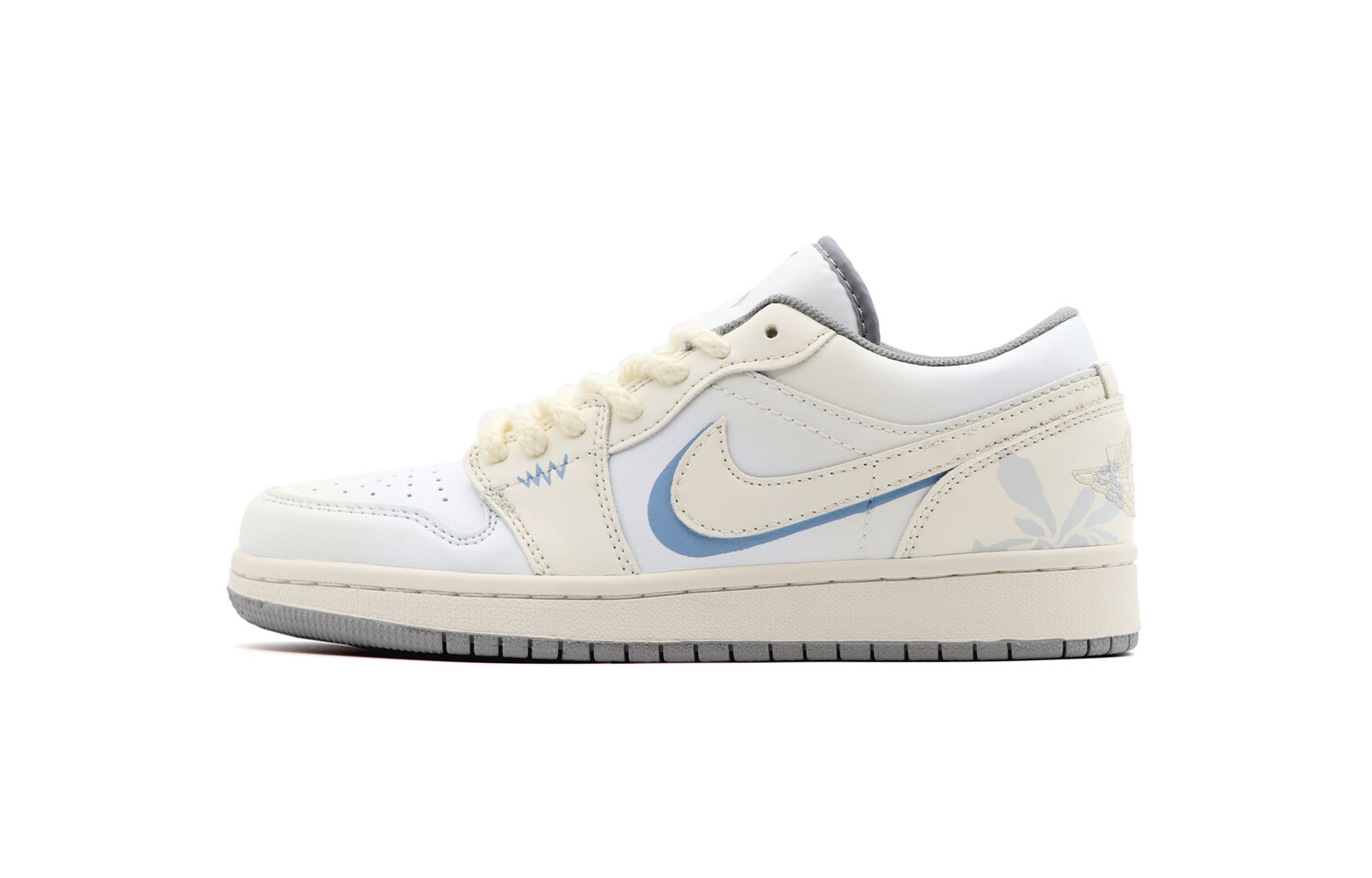 

Кроссовки Air Jordan 1 Vintage Basketball Shoes Women's Low-top Beige/Blue, слоновая кость, Бежевый, Кроссовки Air Jordan 1 Vintage Basketball Shoes Women's Low-top Beige/Blue, слоновая кость